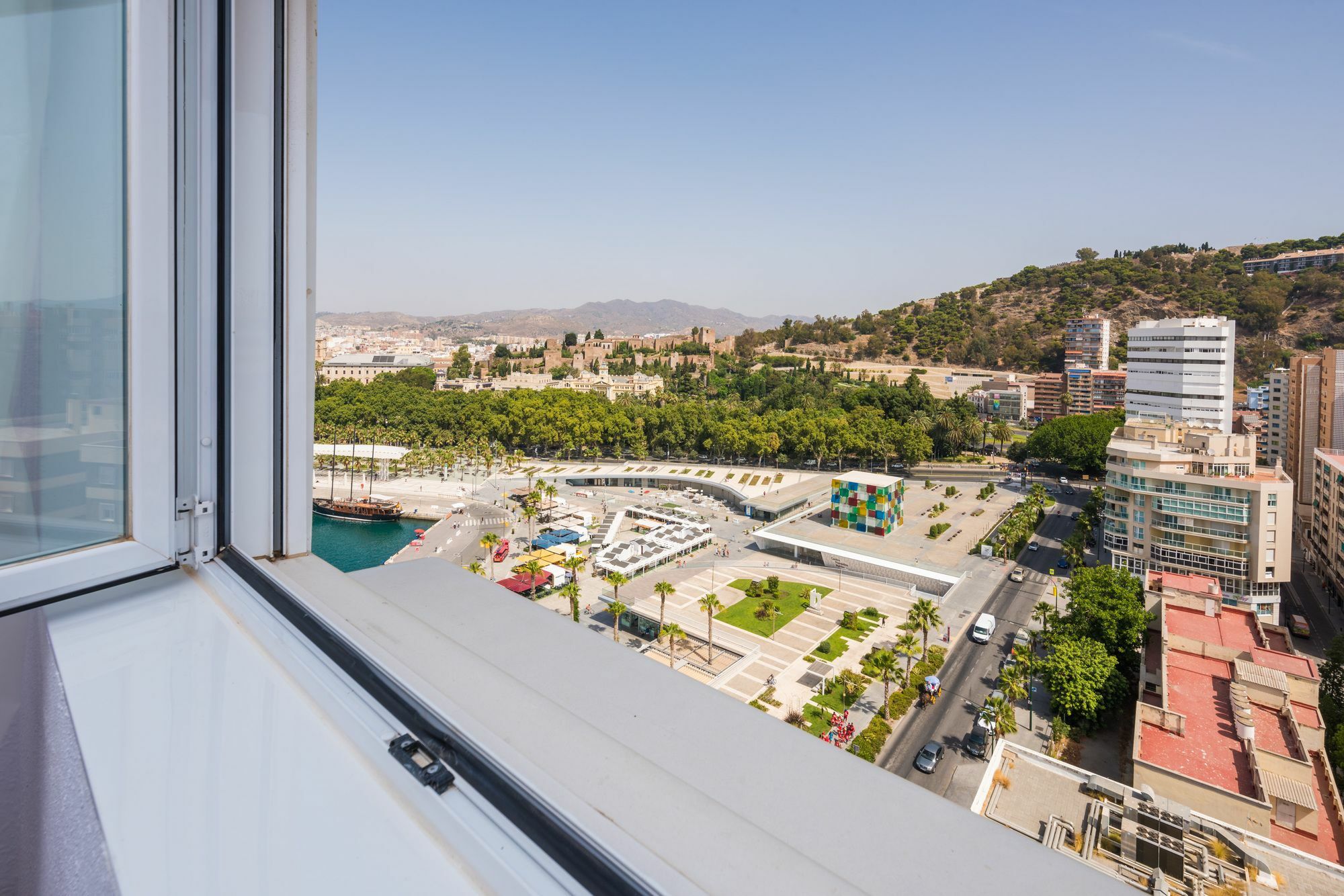 Apartamentos Paseo De La Farola Málaga Exterior foto
